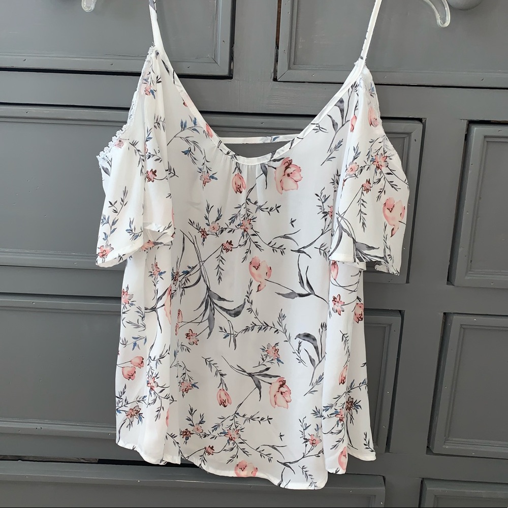 Cold Shoulder Top (S)